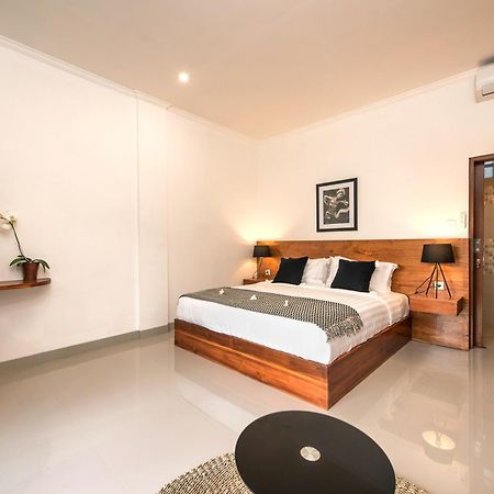 Puri Uma Ratu Seminyak Exterior foto