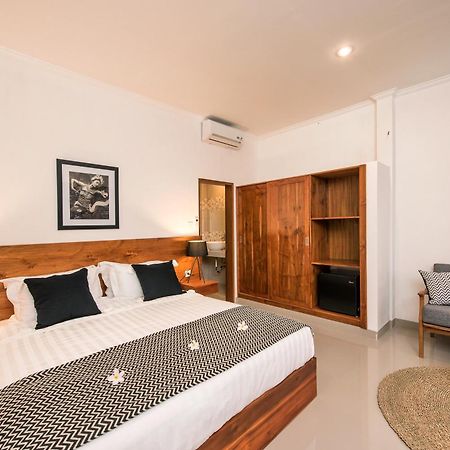 Puri Uma Ratu Seminyak Exterior foto