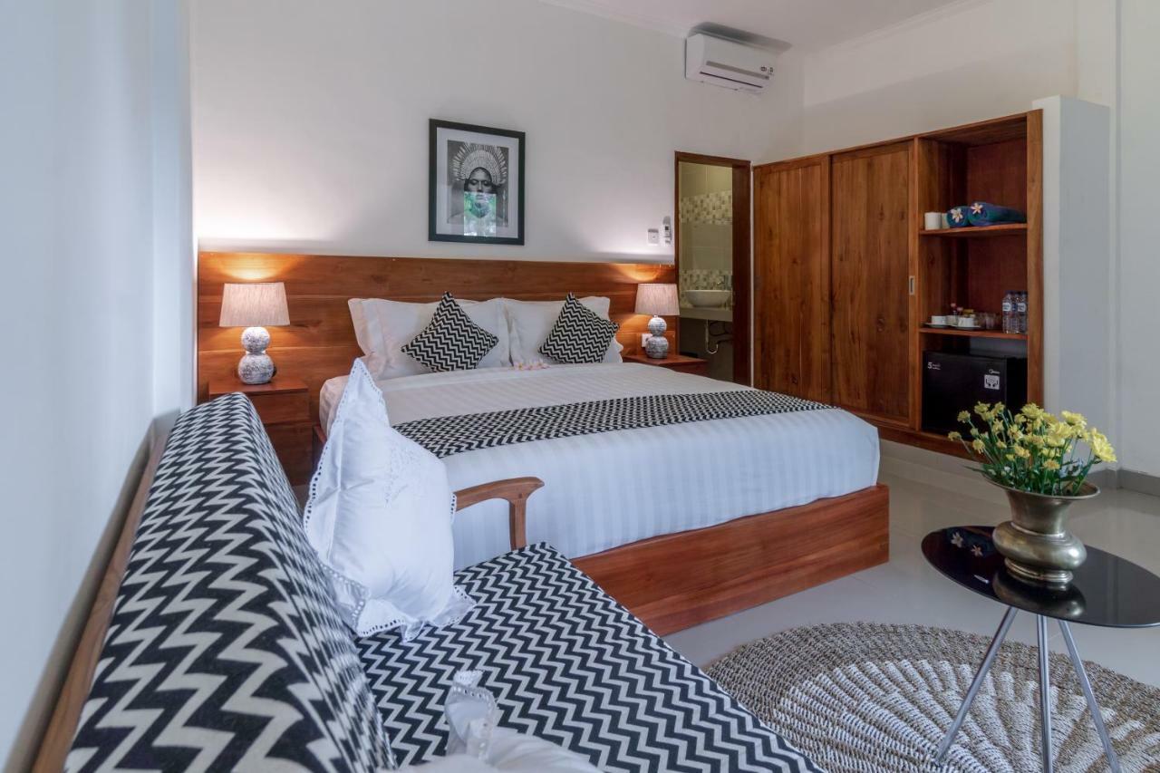 Puri Uma Ratu Seminyak Exterior foto