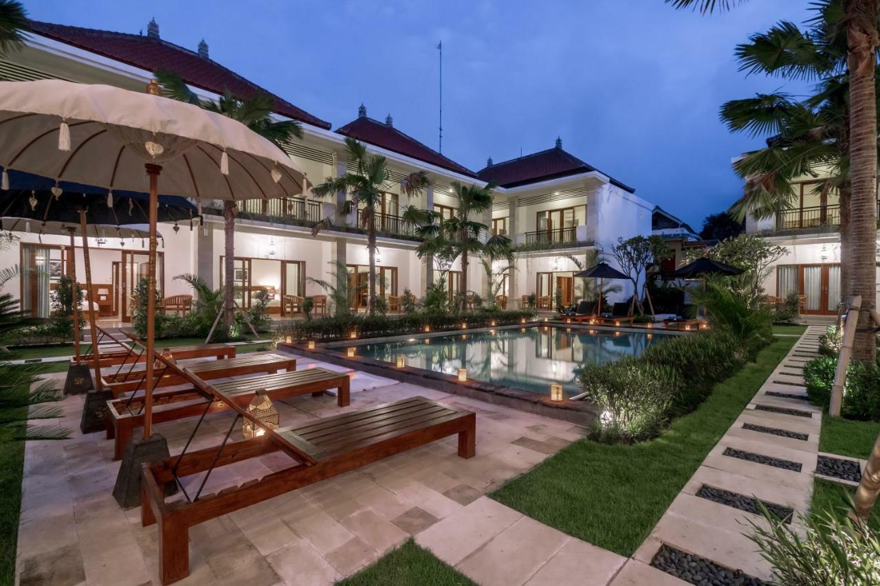 Puri Uma Ratu Seminyak Exterior foto