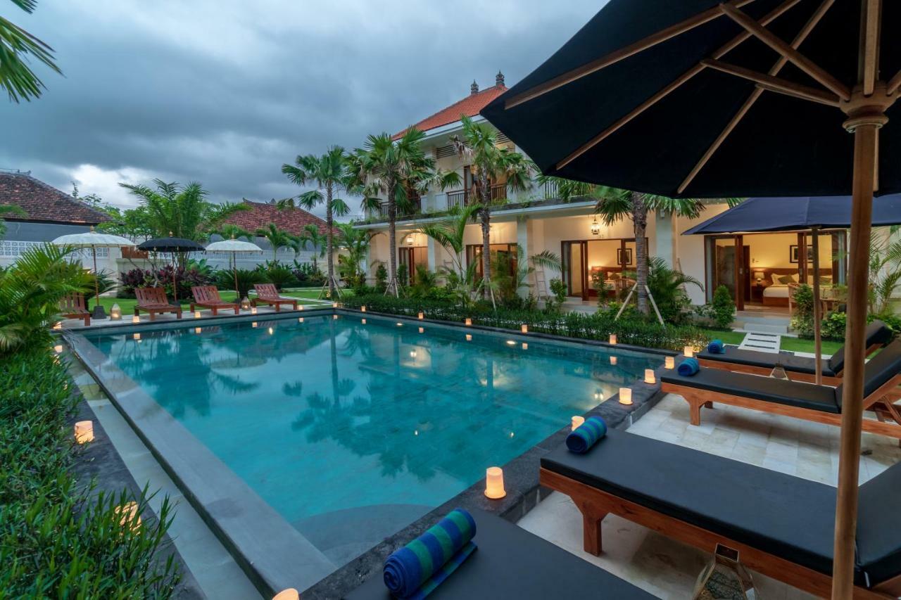 Puri Uma Ratu Seminyak Exterior foto