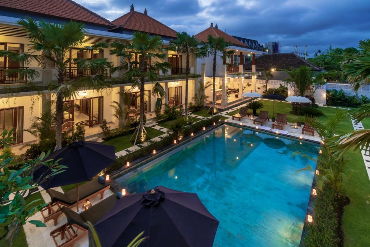 Puri Uma Ratu Seminyak Exterior foto