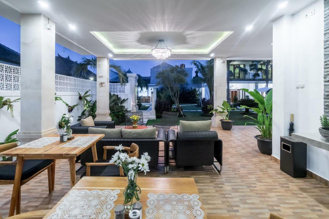 Puri Uma Ratu Seminyak Exterior foto