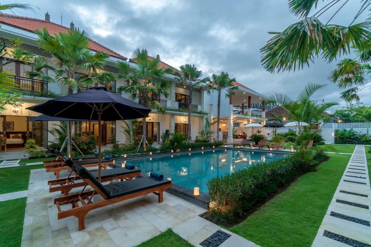 Puri Uma Ratu Seminyak Exterior foto